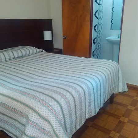 Hostal El Loa Calama Zewnętrze zdjęcie