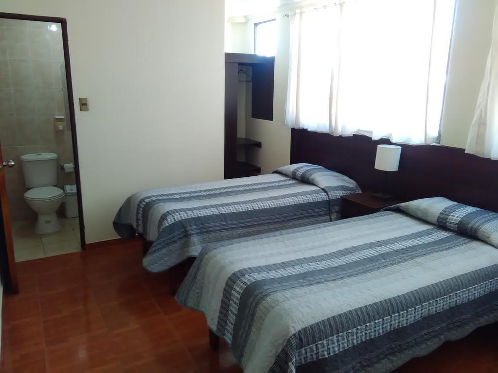 Hostal El Loa Calama Zewnętrze zdjęcie